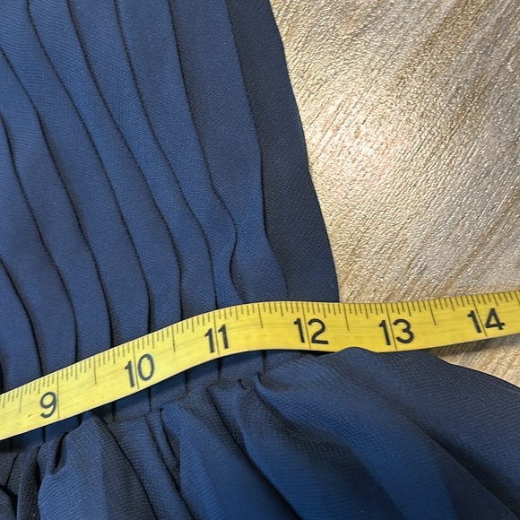 NWT Asymmetrical Chiffon Jr Bridesmaid Navy Dress Halter Spaghetti Straps Size 8 - Picture 10 of 16